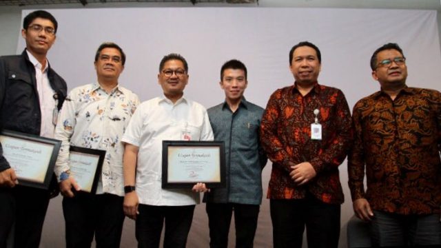 Sahabat Anies-Sandi Budi Setyanto (paling kanan) dan Kadis Dinkes DKI Jakarta Koesmedi Priharto (tengah berkaca mata)