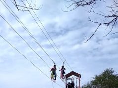 Pasir Putih Dan Flying Bike Wanawisata Pantai Sowan Sedot Ribuan Pengunjung
