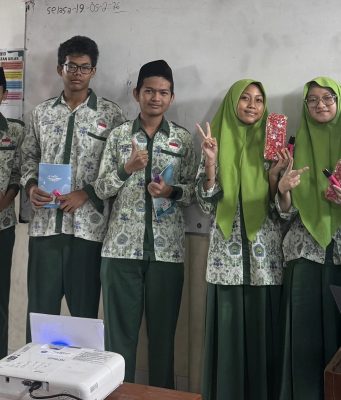 Cegah Anemia Sejak Remaja, SPPG Kota Semarang Gencarkan Edukasi Gizi ke Sekolah