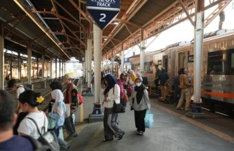 Sambut HUT Ke-81 RI,KAI Hadirkan Diskon Tiket Kereta Api Jarak Jauh 17%
